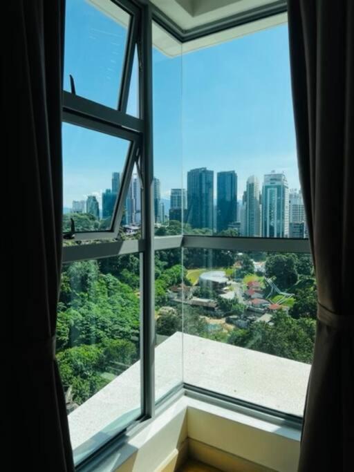 Suasana Suites Ceylon Bukit Ceylon By Coton Atelier Куала-Лумпур Экстерьер фото