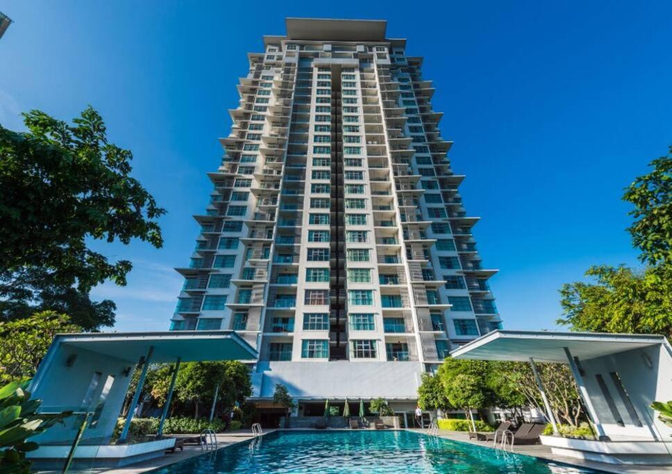Suasana Suites Ceylon Bukit Ceylon By Coton Atelier Куала-Лумпур Экстерьер фото